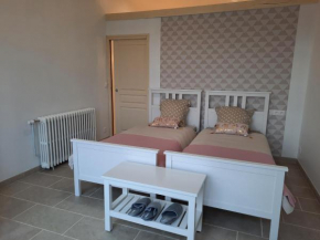 Chambres d'h��tes, parc, dîner dispo - FR-1-591-701